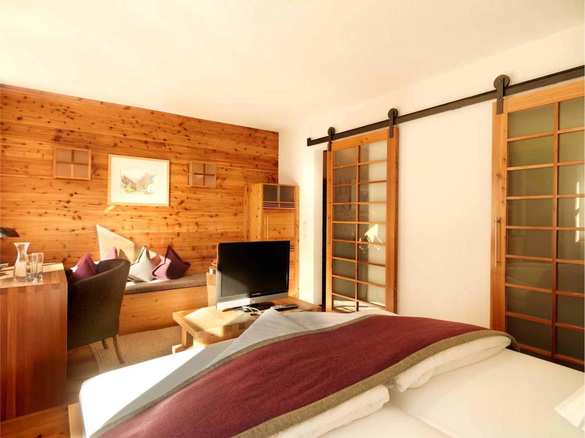 Hotel Goldener Adler - Im Sommer Silvretta Card Premium Inkludiert Ischgl Exterior photo