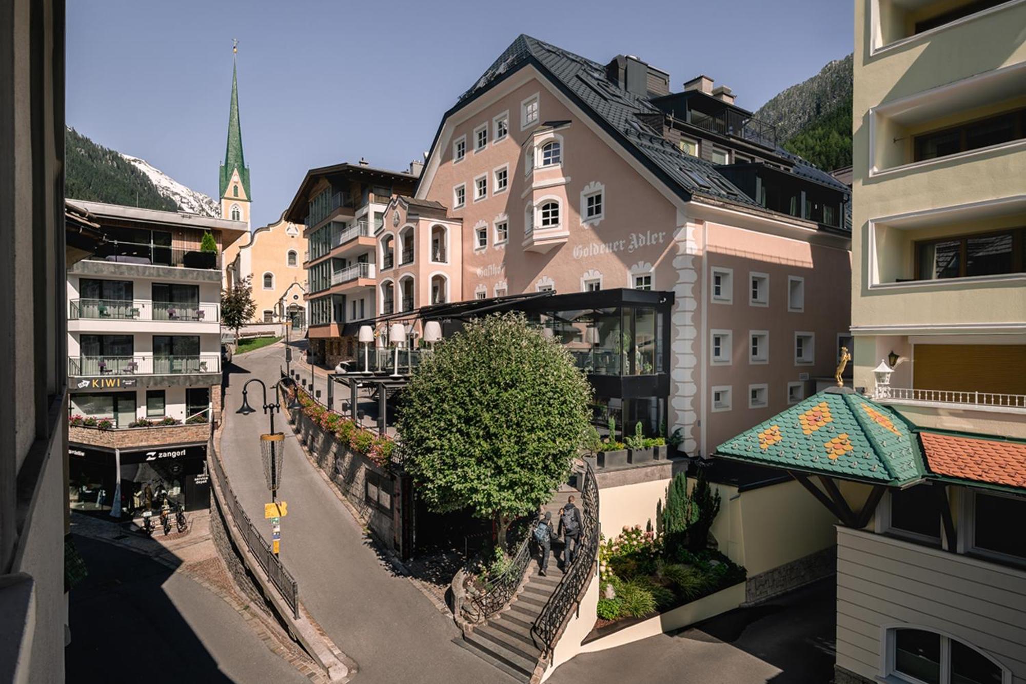 Hotel Goldener Adler - Im Sommer Silvretta Card Premium Inkludiert Ischgl Exterior photo
