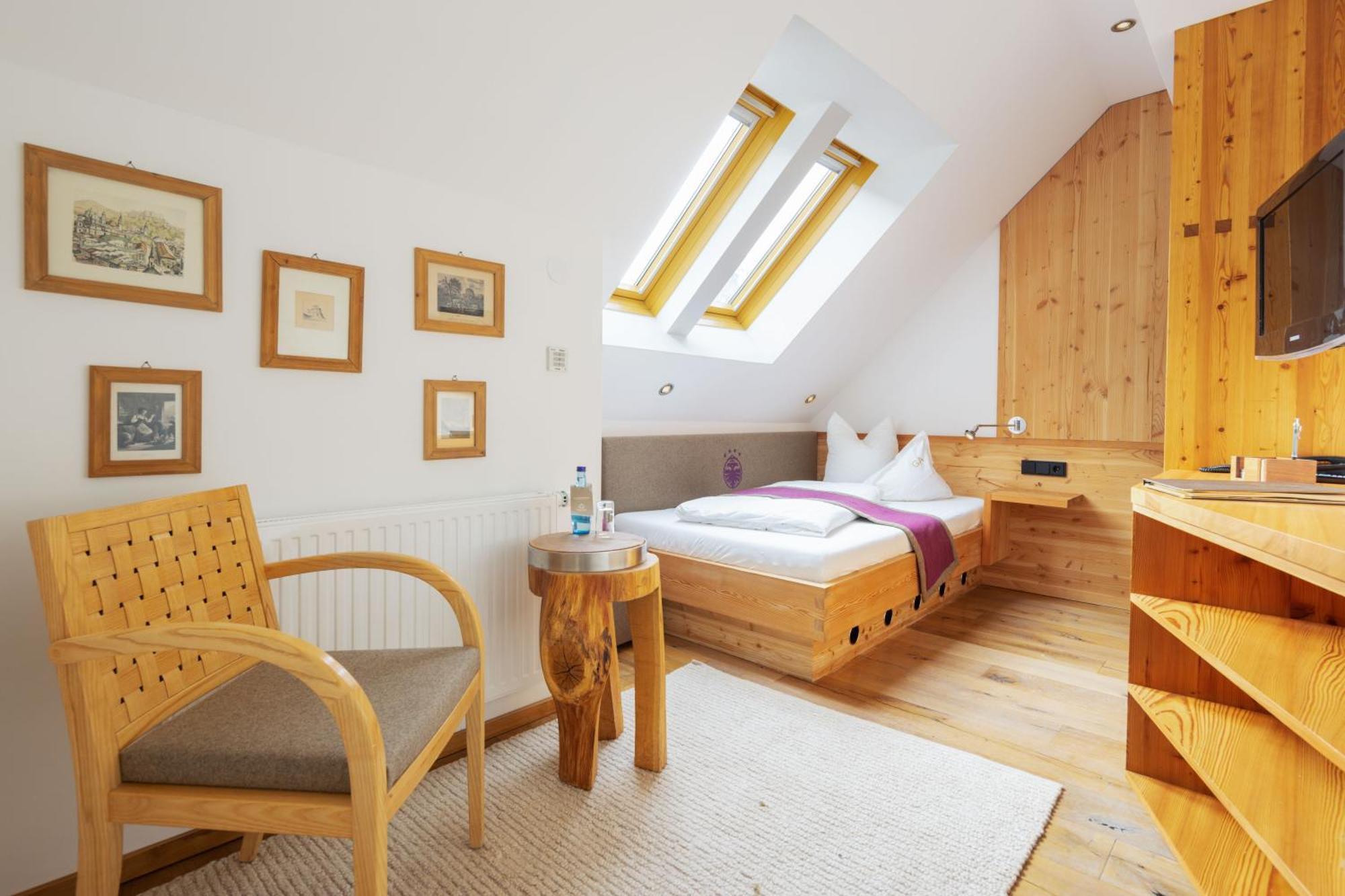 Hotel Goldener Adler - Im Sommer Silvretta Card Premium Inkludiert Ischgl Exterior photo